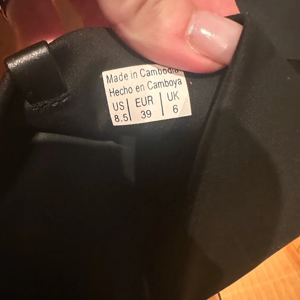NWOT Aldo Black Platform Slide Sandals - Picture 4 of 4